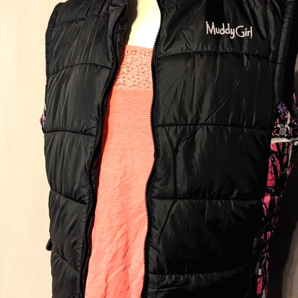 Pink and purple puffer vest size muddy girl winter jacket moonshine camo large - Picture 3 of 7